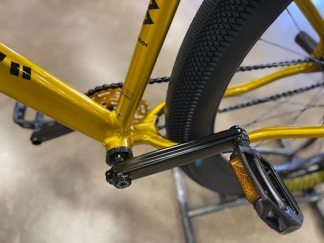 Se-bikes SE Bikes Marshawn Lynch Beast Mode Ripper Golden 2022 12 Se-bikes SE Bikes Marshawn Lynch Beast Mode Ripper Golden 2022 - Image 12