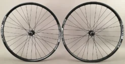 Dt-swiss DT Swiss DT R500 Road Disc Gravel Bike 700c Wheelset 370 Hubs Shimano 8-11 Quick Release