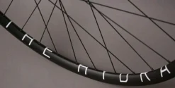 H Plus Son HYDRA BLACK 32H FORMULA TRACK HUBS FIXED GEAR WHEELS DT Competition -Sports Gear Store Y4bQS0IeSNNFF42voE1TXD0gE