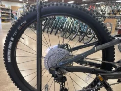 Fuji Rakan 29 LT 1.5 Shimano Deore 1 X 11 - Iron Gray/Sand 2022 -Sports Gear Store iWZUtvV7pIgVC66B3FtoMhWq4