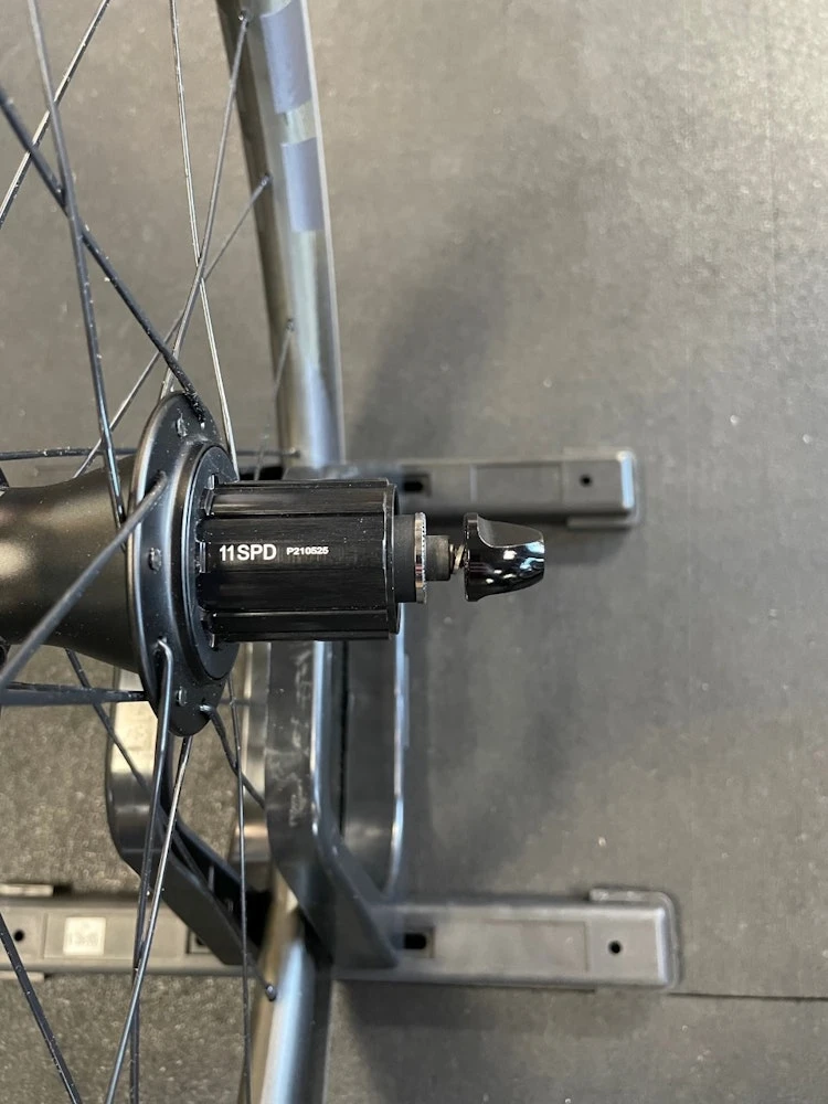 Zipp 808 Firecrest Carbon Tubeless Rim Brake Wheelset SRAM 10/11sp 7 Zipp 808 Firecrest Carbon Tubeless Rim Brake Wheelset SRAM 10/11sp - Image 7