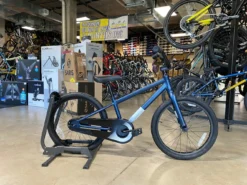 Batch Bicycles Batch 20" Kids Bicycle Matte Pitch Blue 2022