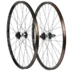 Handbuilt DT Swiss 350 Raceface Arc 25 Wheelset BOOST
